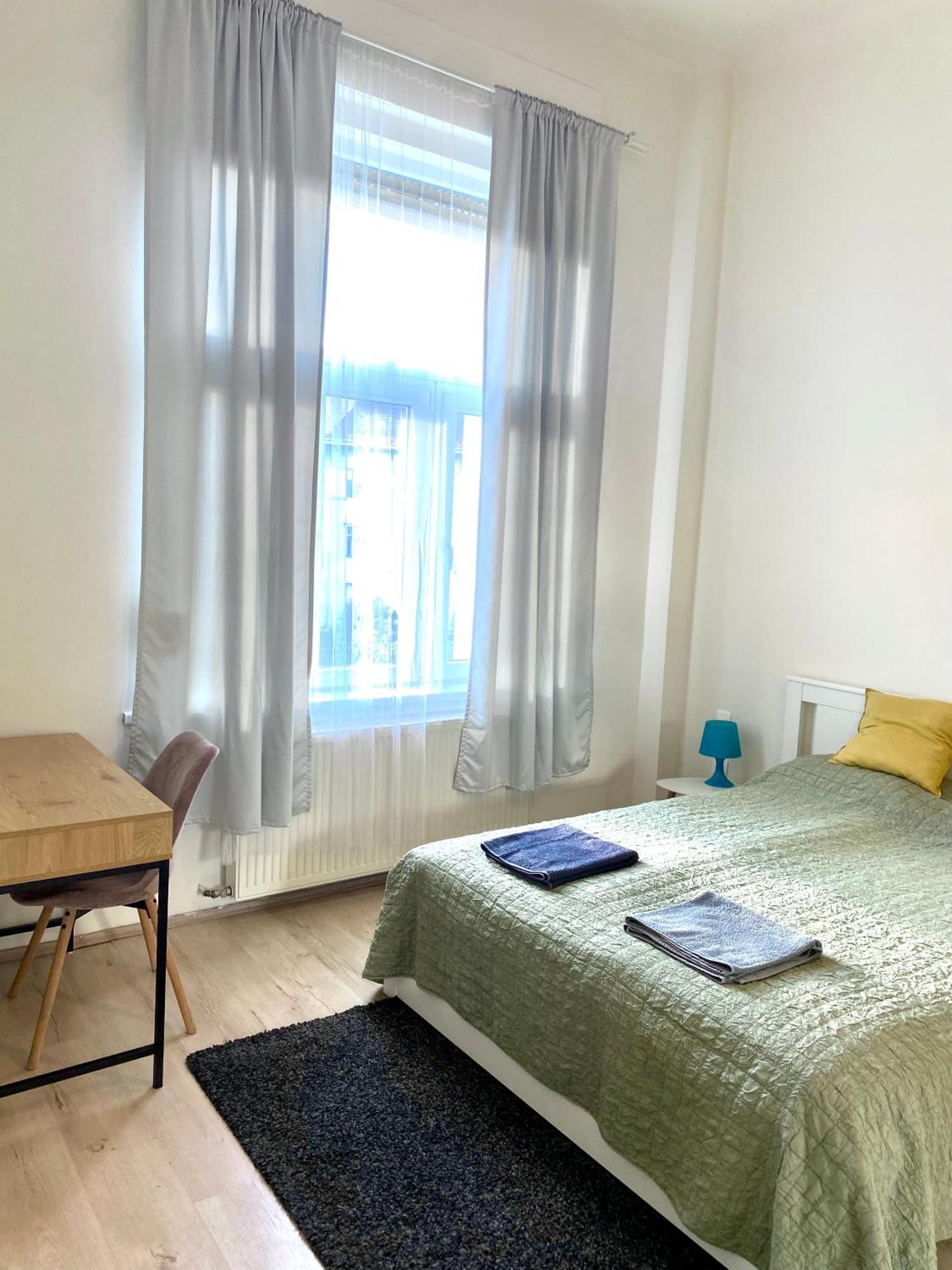B32 Gellert Apartment Будапеща Екстериор снимка